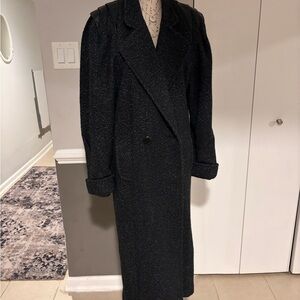 VINTAGE Elegant Black Long Coat